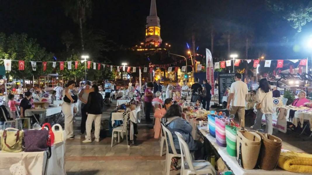 Kemer’de Pembe Balonlar Meme Kanseri Farkındalığı İçin Havalandı 5